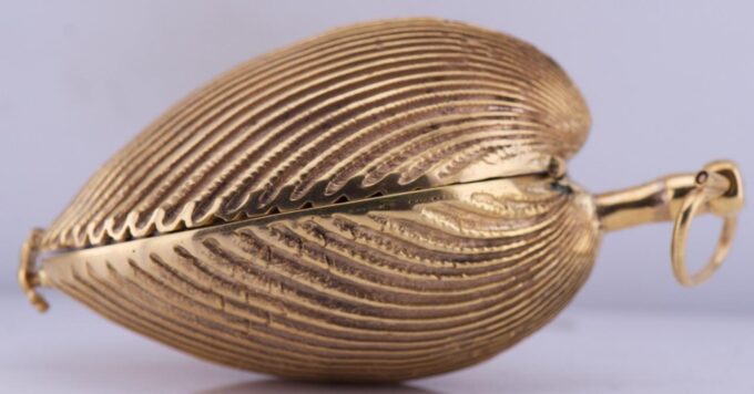 Antique French Pocket/Desk Watch Verge Fusee-Gilt Bronze Seashell Case c1760's