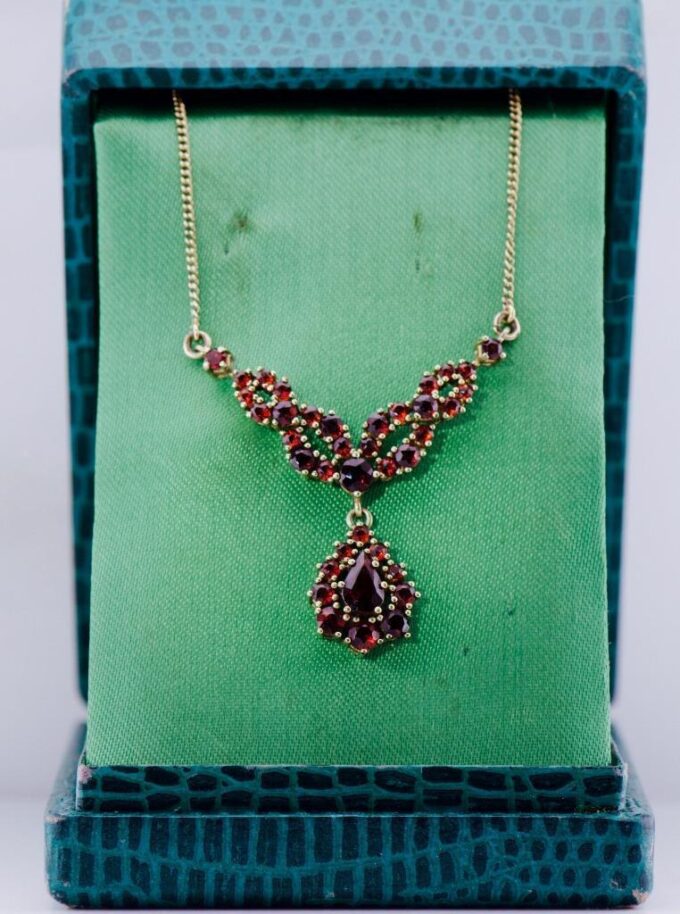 Antique Art-Deco 14k Gold Necklace 3ct Bohemian Garnets c1930's Original Box