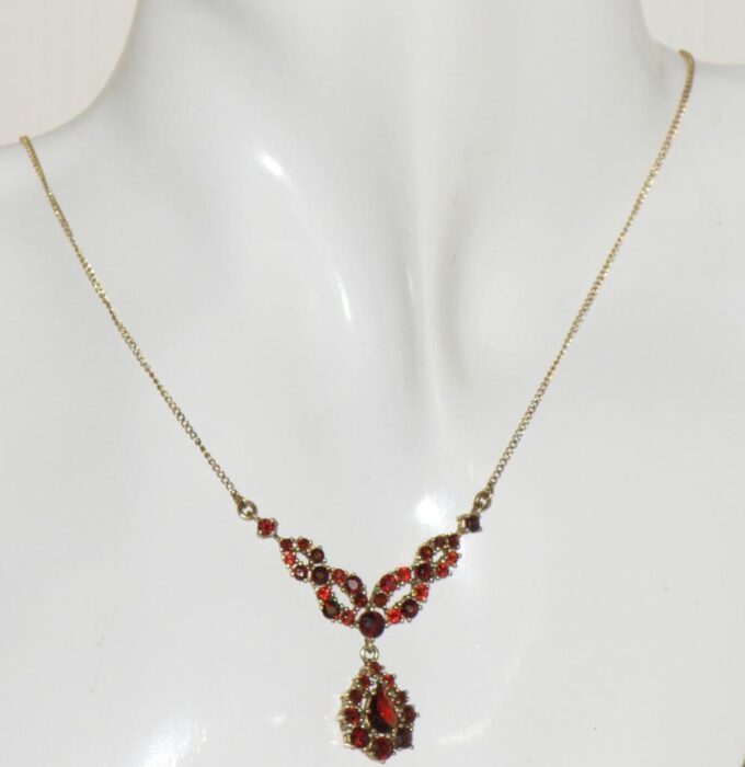 Antique Art-Deco 14k Gold Necklace 3ct Bohemian Garnets c1930's Original Box