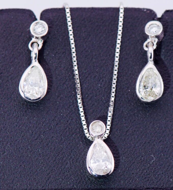 Vintage Estate Earrings and Pendant with Chain Set 14k White Gold 0.96ct Diamond