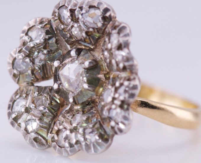 Antique Victorian 18k Gold Diamond Ladies Flower Ring c1880's