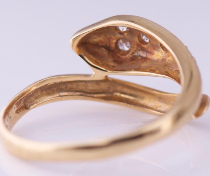 Vintage Estate Snake Ladies Lover Ring 18k Gold and Diamonds Boxed