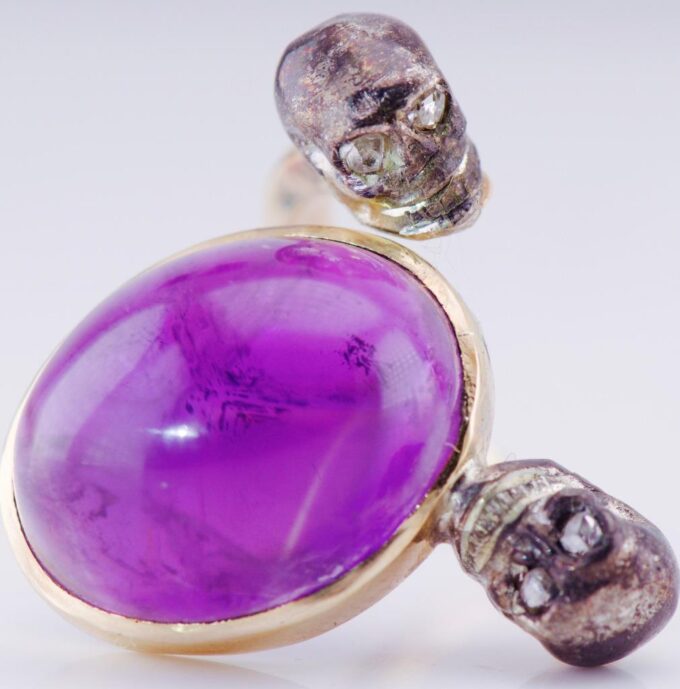 Antique Victorian 14k Gold 16ct Amethyst Diamond Ring Memento Mori Skulls c1900