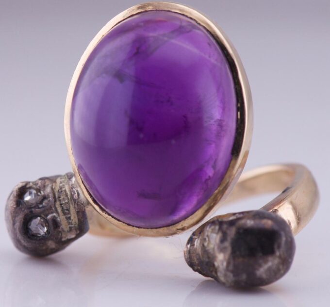 Antique Victorian 14k Gold 16ct Amethyst Diamond Ring Memento Mori Skulls c1900