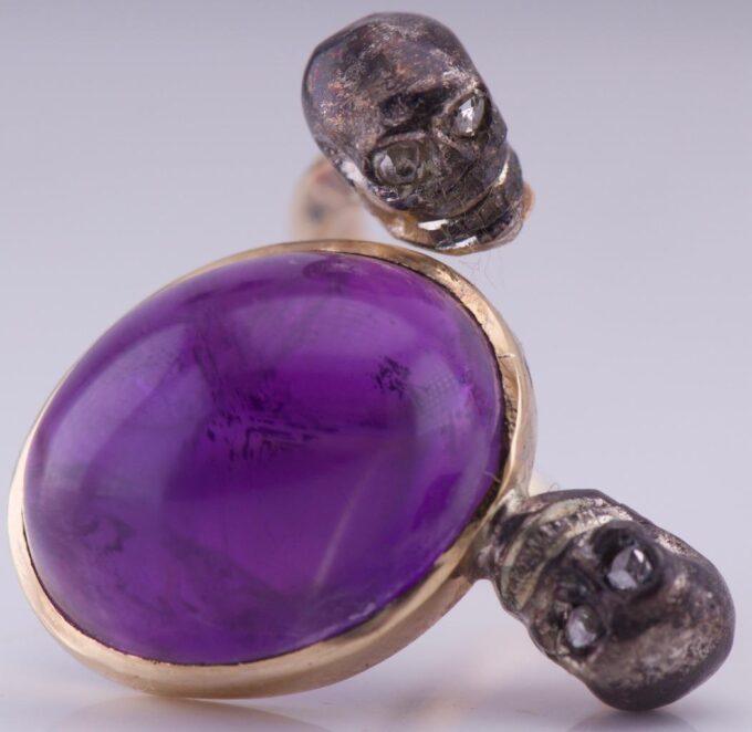 Antique Victorian 14k Gold 16ct Amethyst Diamond Ring Memento Mori Skulls c1900