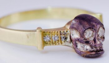 Antique Victorian 18k Gold Diamond Emerald Ladies Ring Memento Mori Skull c1890