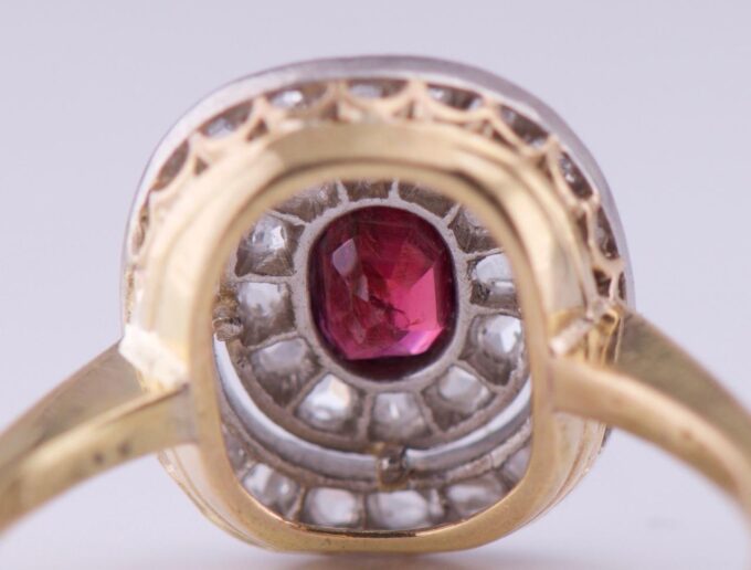 Antique Art-Deco French Ladies Ring 18k Gold 1ct Diamond and Burma Ruby c1930's
