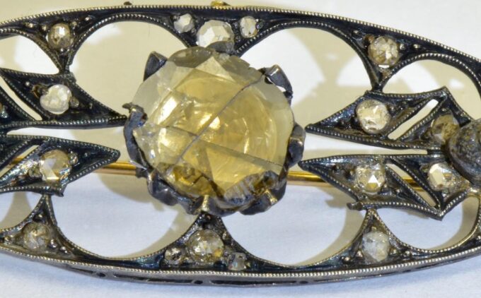 Antique Victorian Brooch Memento Mori Skulls Gold Silver-2ct Central Diamond