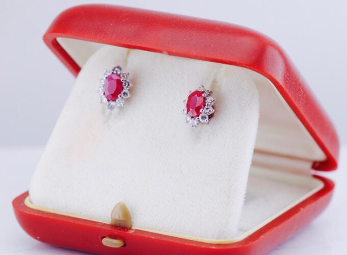 Amazing Vintage Estate Earrings Set 18k White Gold Diamonds 1.5ct Ruby-Boxed