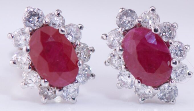 Amazing Vintage Estate Earrings Set 18k White Gold Diamonds 1.5ct Ruby-Boxed