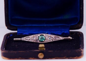 Antique Art-Deco 14k White Gold Brooch Diamond and 0.6ct Emerald Boxed c1930