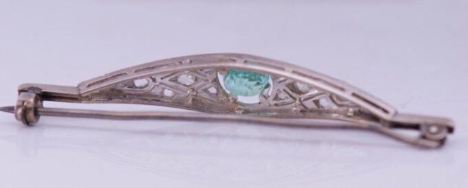 Antique Art-Deco 14k White Gold Brooch Diamond and 0.6ct Emerald Boxed c1930