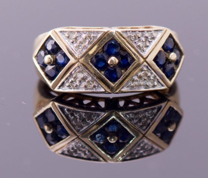 Antique Art-Deco Cocktail Gold Ladies Ring Natural Unheated Sapphire Diamonds