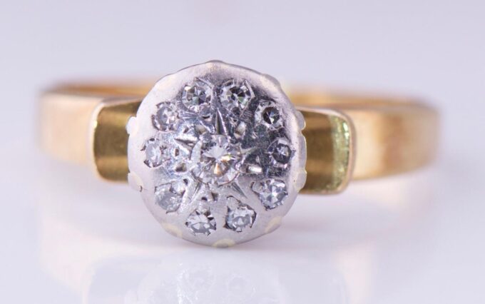 Antique Art-Deco Ladies Ring Carl Bucherer 18k Gold Diamonds c1930's