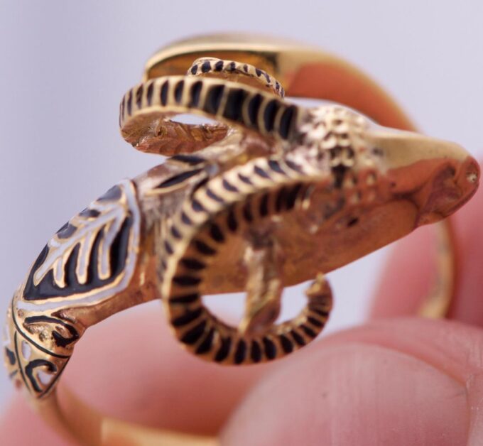 Rare Antique Victorian Ring Ram Head 9k Gold Black Enamel Ornate Occult/Zodiac