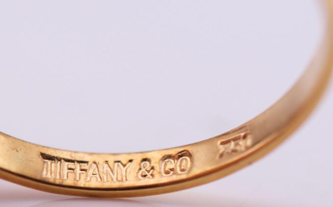 Vintage Estate Tiffany&Co 18k Gold Ladies Ring Diamond Sapphire Boxed