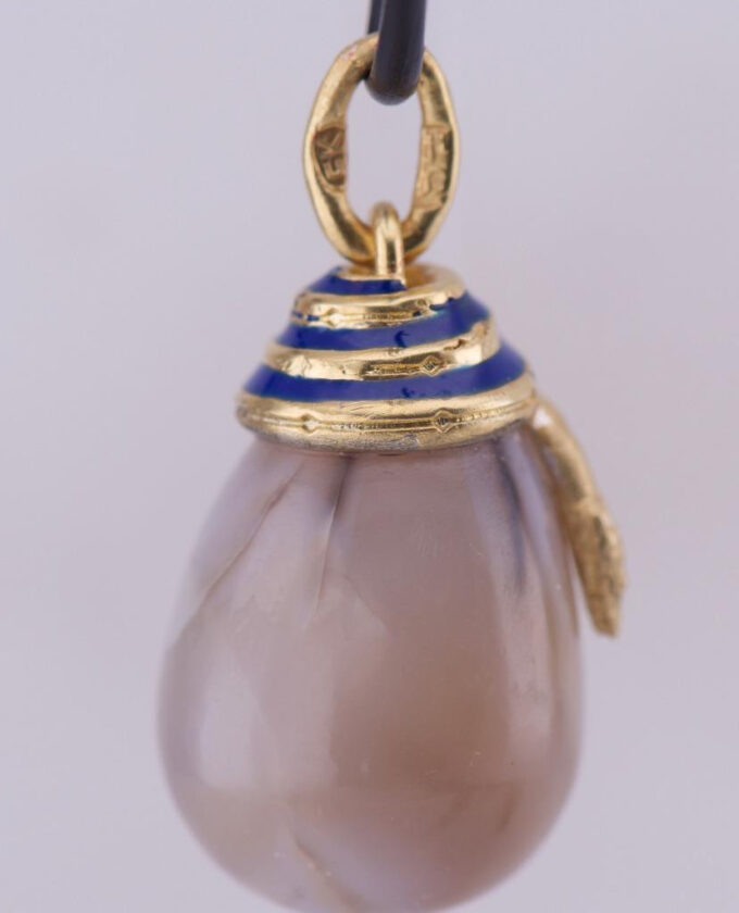 Antique Imperial FABERGE Easter Egg Pendant Carved Agate Precious Stone c1890
