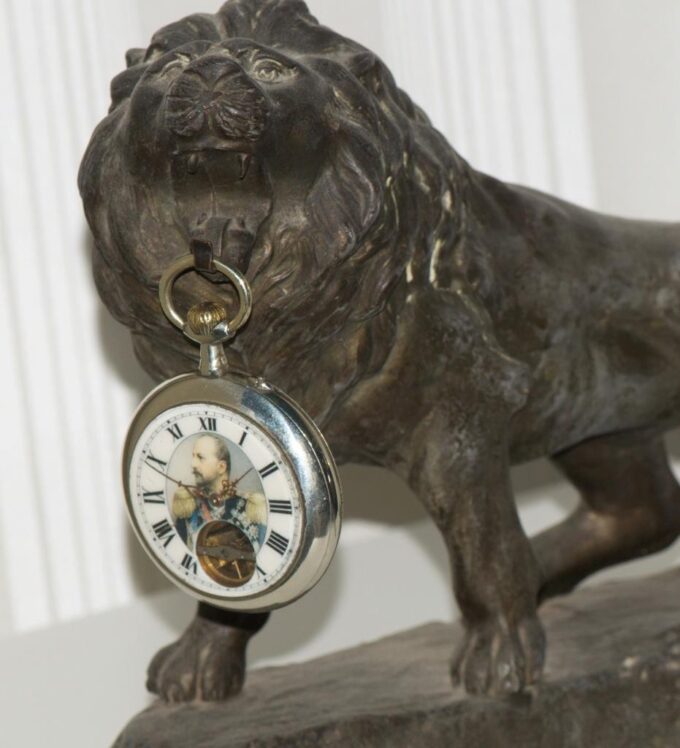 Antique Visible Balance Pocket WatchBulgarian Royal Award cWWI Lion Figure Stand