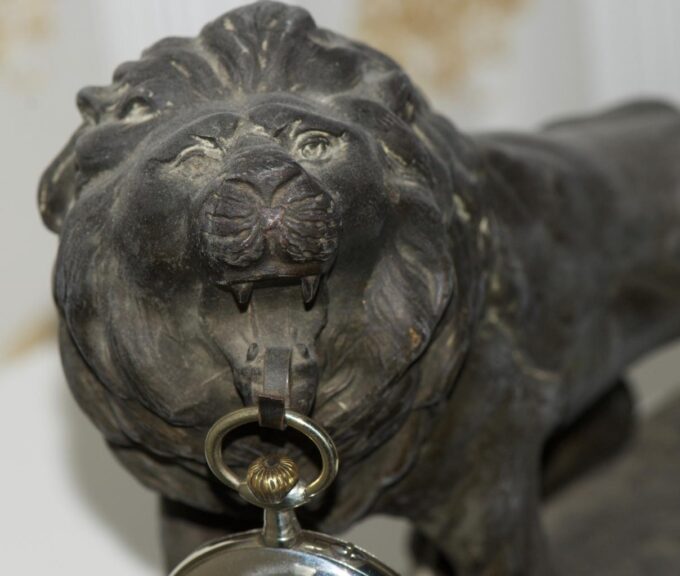 Antique Visible Balance Pocket WatchBulgarian Royal Award cWWI Lion Figure Stand
