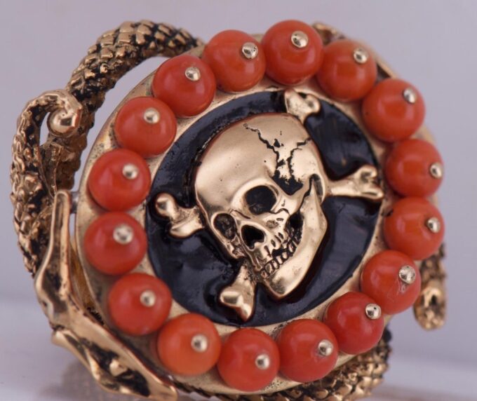 Antique Victorian Men s Memento Mori Skull Snakes Ring 9K Gold Enamel Antique Victorian Men s Memento Mori Skull Snakes Ring 9K Gold Enamel
