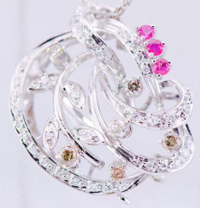 Vintage Estate Pendant Necklace 18k White Gold 1ct Diamond Rubies Boxed