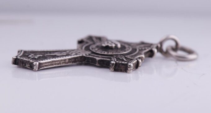 Antique 19th Century Silver Victorian Memento Mori Masonic Skull Cross Pendant