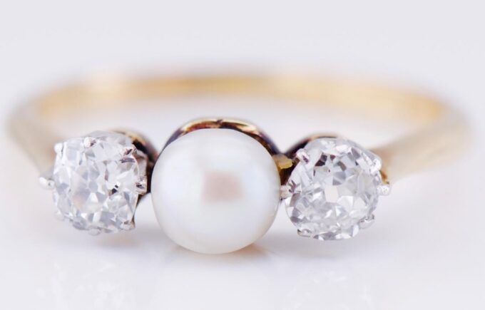Antique Victorian Two Stones Ladies Ring 18k Gold,0.80ct Diamonds Pearl AWC&Co