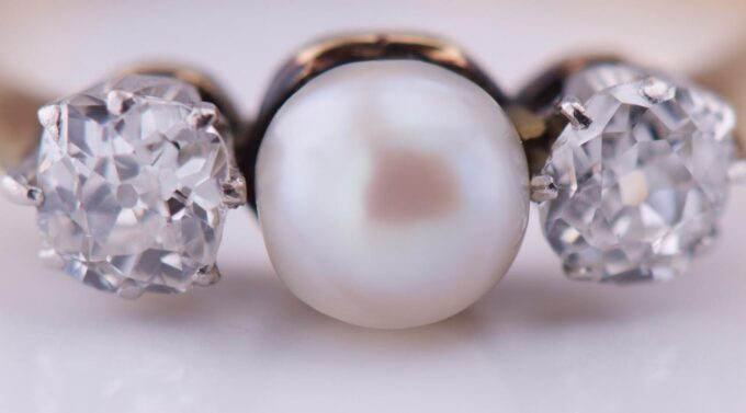 Antique Victorian Two Stones Ladies Ring 18k Gold,0.80ct Diamonds Pearl AWC&Co