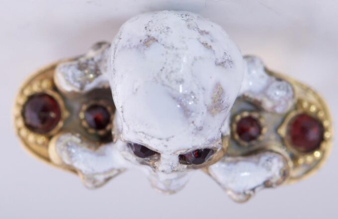 Antique Victorian Skull Occultist Ring Gilt Silver Enamel Garnets Eyes c1872