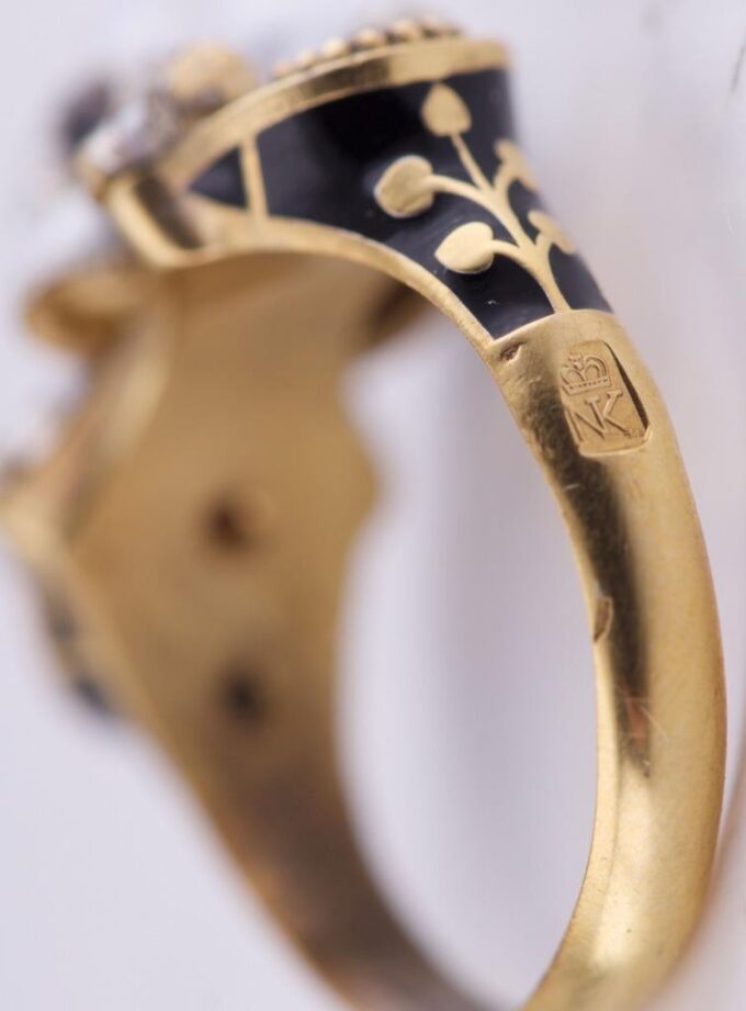 Antique Victorian Skull Occultist Ring Gilt Silver Enamel Garnets Eyes c1872