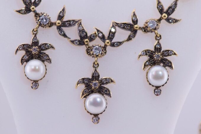 Antique Belle Epoque 18k Gold Diamond and Sea Pearls Necklace 16.5 Grams Heavy