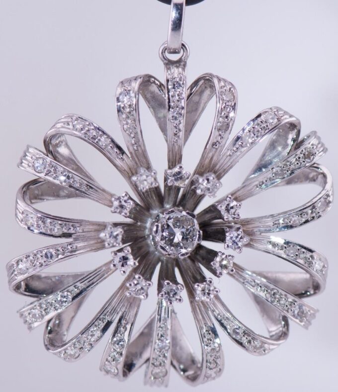 Antique Art-Deco Raymond Yard Flower Pendant Platinum 1.5ct Diamond c1930's
