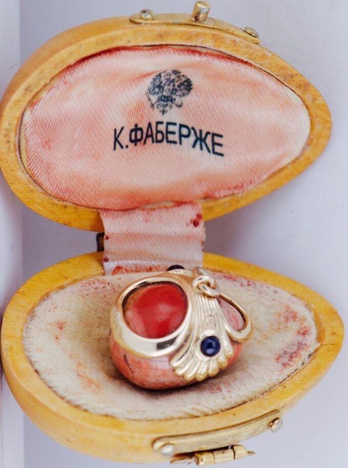 Antique FABERGE Easter Egg Pendant 14 Gold Hand Carved Jasper Hardstone 1890's