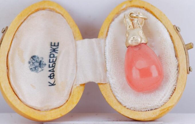 Antique Imperial FABERGE Easter Egg Rabbit Pendant 14k Gold Carved Pink Quartz