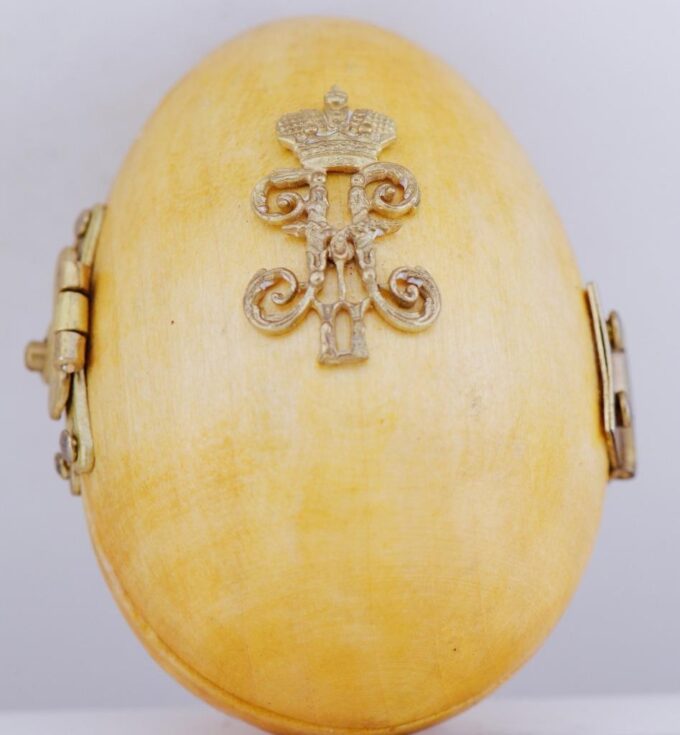 Antique Imperial Faberge 14k Gold Chicken in Basket Pendant Easter Egg Box c1890
