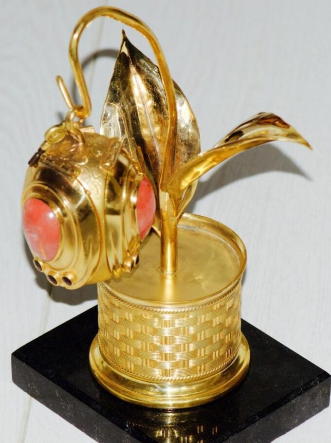 Antique French Verge Fusee Pocket Watc Tulip Flower Shape 1720 Gilt Ormolu Case