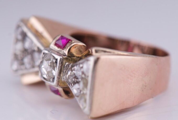 Lacloche Frères Knot Ring Antique Art Deco 18K Gold c1930s 1ct Diamond & Ruby