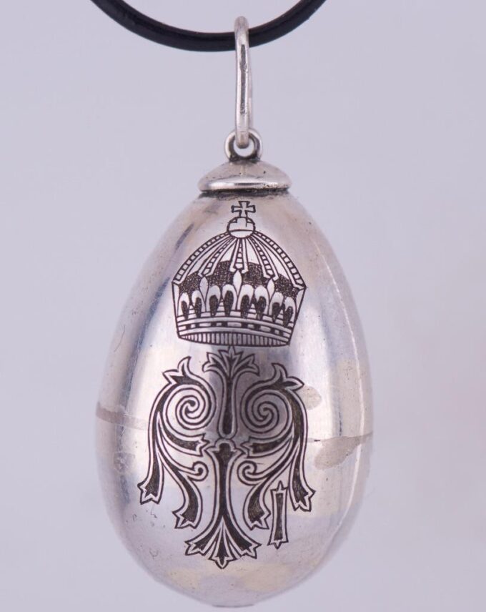 Antique Imperial FABERGE Royal Easter Egg Pendant made for King Ferdinand 1890's