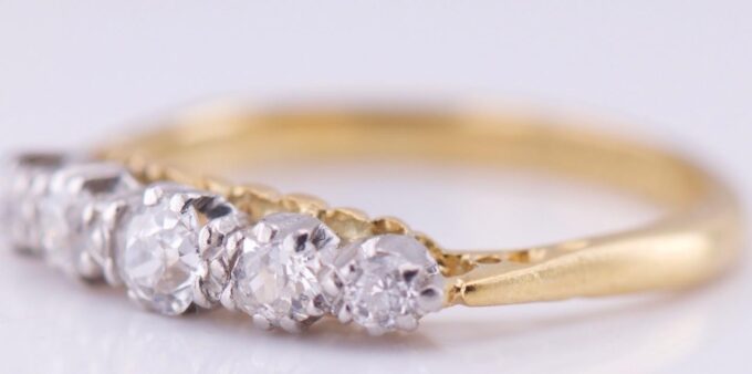Antique 18k Gold and Platinum Top 0.5ct Diamond Ladies Ring Size 5.5