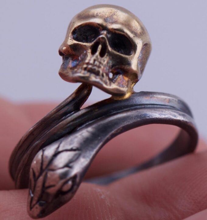 Vintage Estate Sterling Silver Memento Mori Skull and Snake Ring-size 9