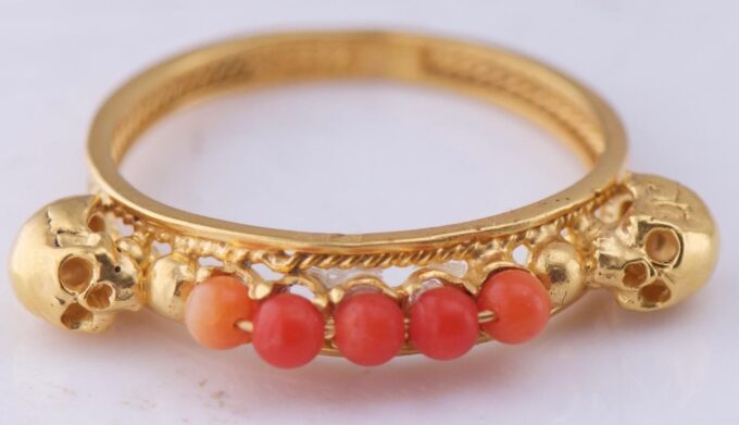 Antique Victorian Ring 18K Gold Corals Memento Mori Skulls c1880s RARE