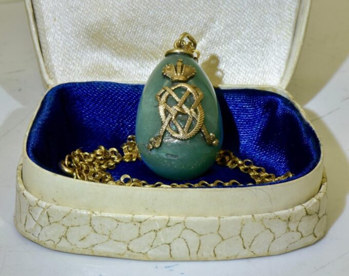 Imperial Gold Carved Jade Easter Egg Pendant Empress Maria