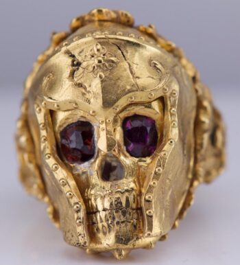 Antique Gothic Skull Men’s Ring – Vermeil Gilt Silver with Garnets – 27g – Size