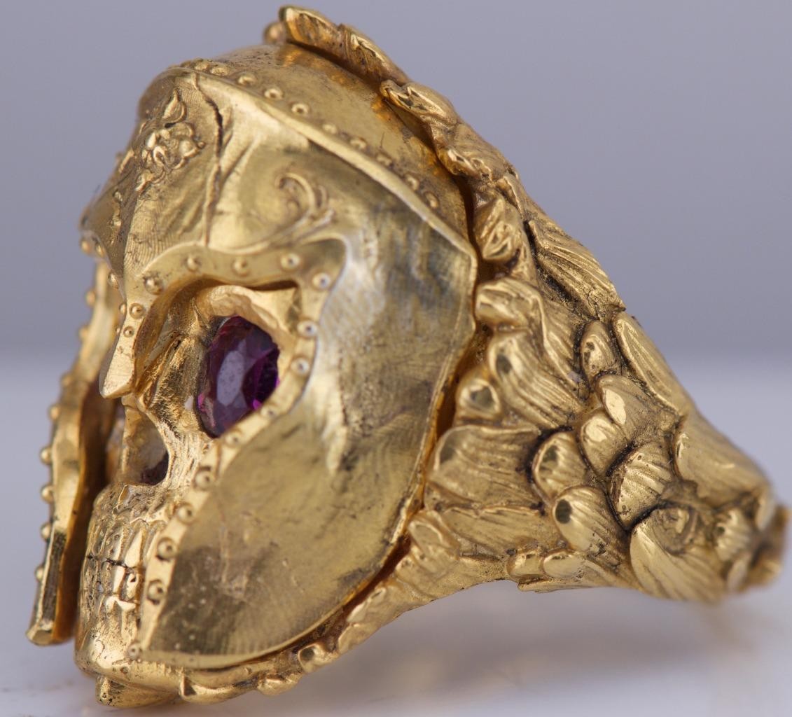 Antique Gothic Skull Men’s Ring – Vermeil Gilt Silver with Garnets – 27g – Size