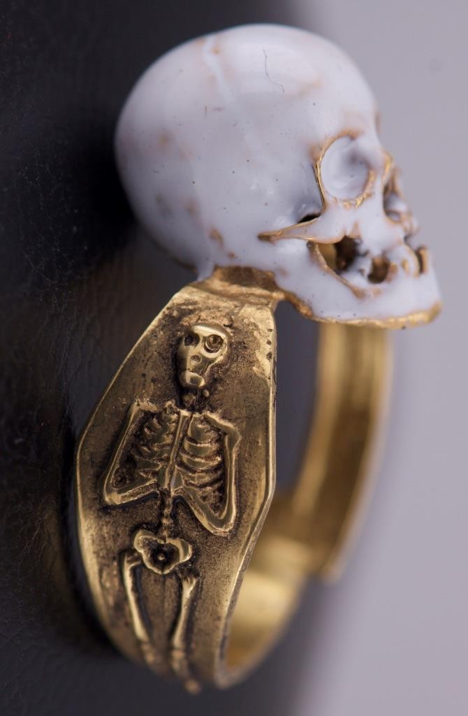 Antique Victorian Memento Mori Mourning Ring – Gilt Silver & Enamel –SizE 11