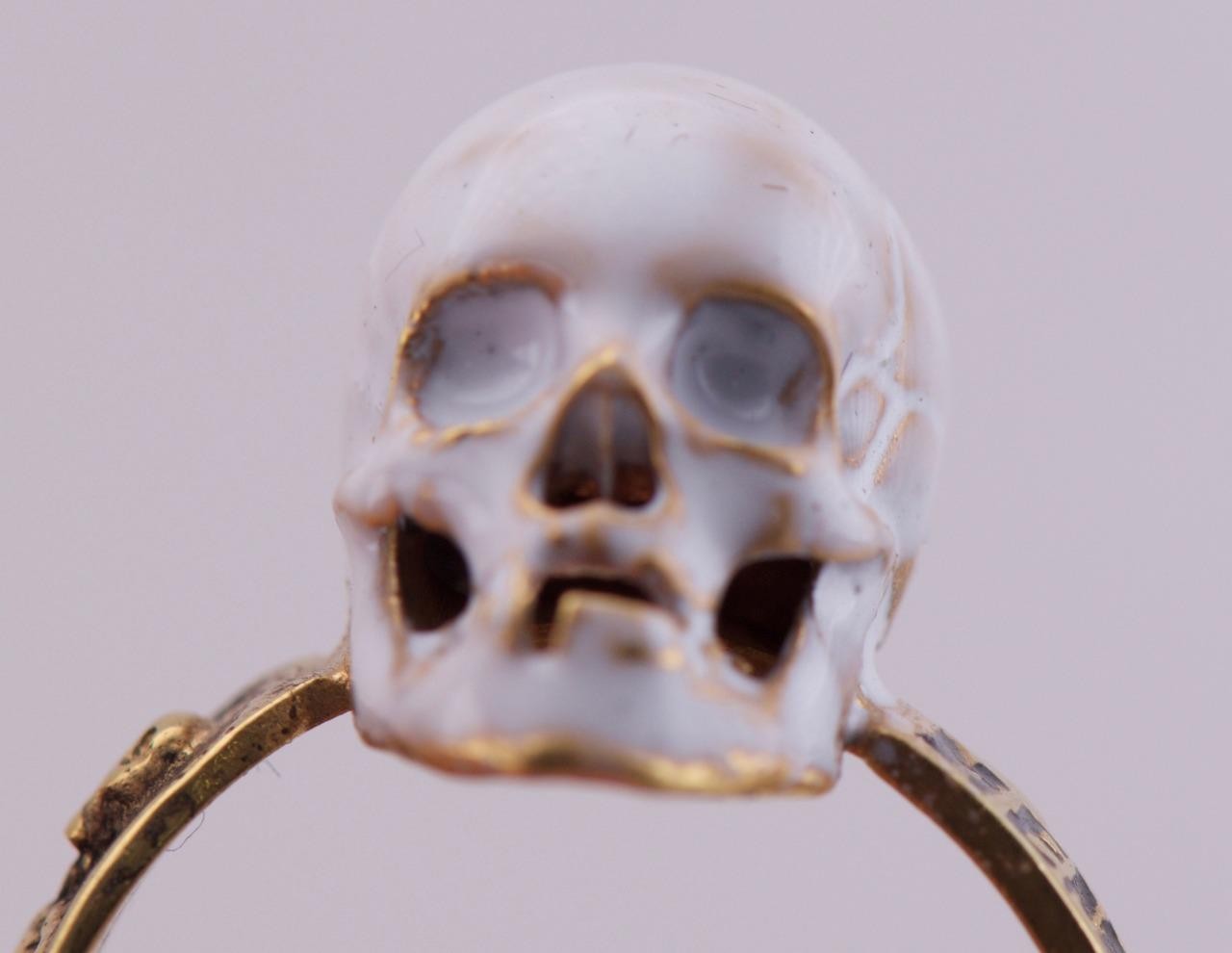 Antique Victorian Memento Mori Mourning Ring – Gilt Silver & Enamel –SizE 11