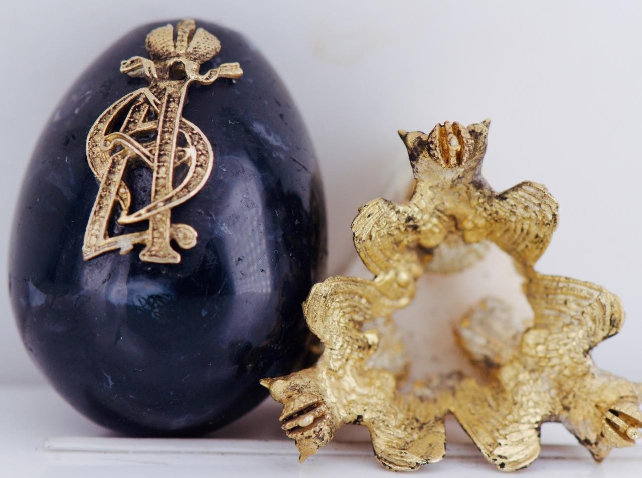 Antique Imperial Faberge Carved Jasper Gilt Silver Easter Egg Empress Alexandra