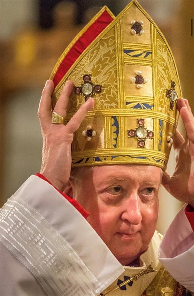 Important Historical 18k Gold Bishop's Ring Awarded by Pope Paul VI c.1965 RARE