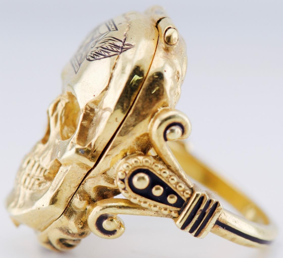 Antique Victorian Memento Mori "Tempus Fugit" Skull Poison Locket Ring – c.1870