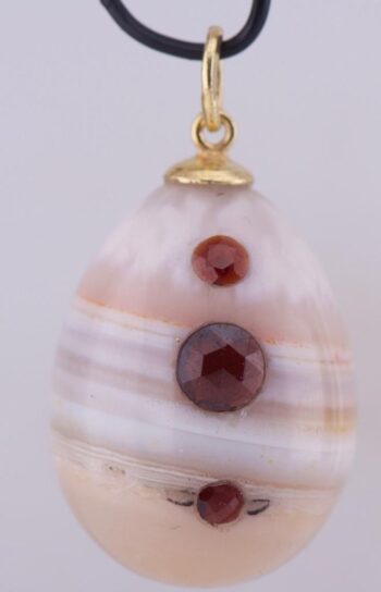 Antique FABERGE Hand Carved Agate Hard Stone Garnets Easter Egg Pendant